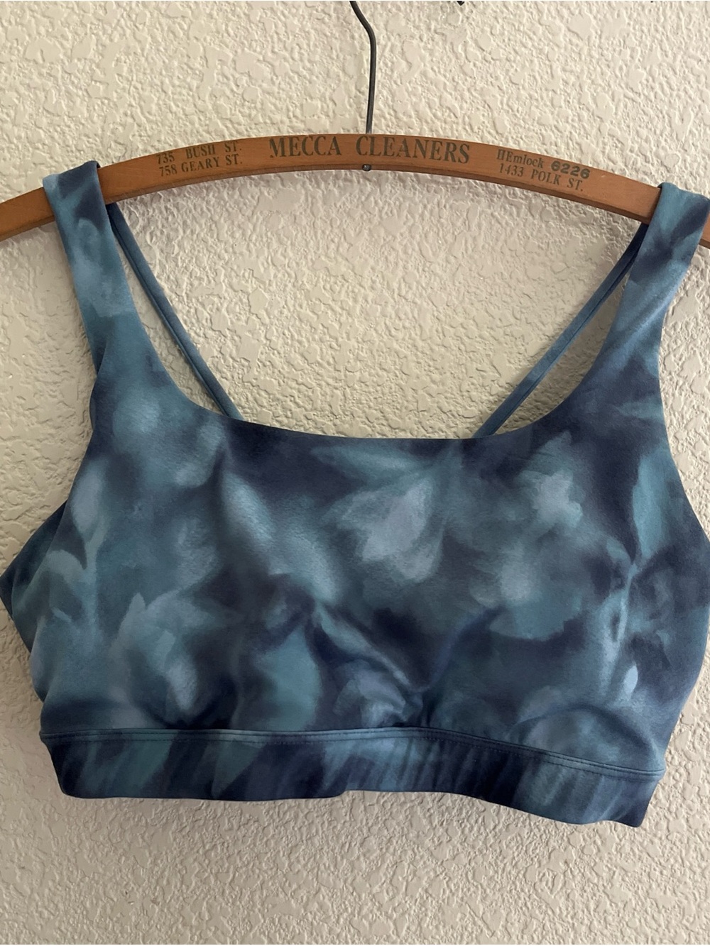 Athleta Blue Tie Dyed Sports Bra Women’s Size Medium